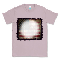 Lilac America Wood Flag with bBeach Effect Classic Tee - CowCowDesign