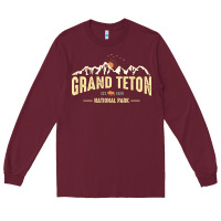 Burgundy grand teton national park est 1929 vinage wyoming mountains graphic Long Sleeve Tee - linhVisuals