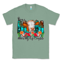 Sage Being a Mom Makes My Life Complete Classic Tee - CowCowDesign