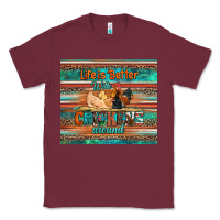 Burgundy life is better with chickens around chicken coop Classic Tee - Artiststas