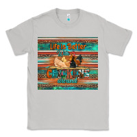 Moon Dust life is better with chickens around chicken coop Classic Tee - Artiststas