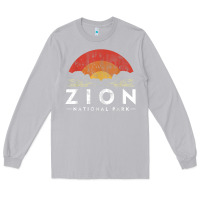 Moon Dust retro zion national park us vintage utah adventure hiking Long Sleeve Tee - linhVisuals