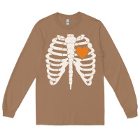 Toasted Coconut skeleton rib case orange pumpkin heart vintage halloween anatomy costu Long Sleeve Tee - linhVisuals