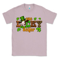 Lilac st patricks one lucky heifer baby cow Classic Tee - Artiststas