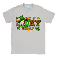 Moon Dust st patricks one lucky heifer baby cow Classic Tee - Artiststas