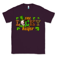 Plum st patricks one lucky heifer baby cow Classic Tee - Artiststas