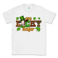 White st patricks one lucky heifer baby cow Classic Tee - Artiststas