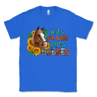 True Royal just a girl who loves horses Classic Tee - Artiststas