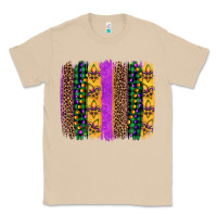 Mushroom mardi gras fleur de lis and beads brush stroke Classic Tee - Artiststas