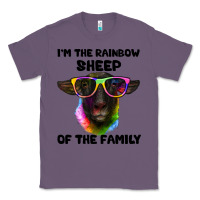Lavender i'm the rainbow sheep of the family suffolk sheep Classic Tee - Artiststas