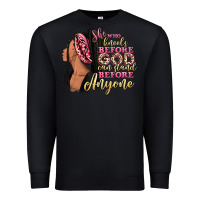 Black She who kneels before god can stand before anyone Premium Sweatshirt - RanaPortraitStore