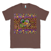 Chestnut mardi gras fleur de lis hearts leopard glitter Classic Tee - Artiststas