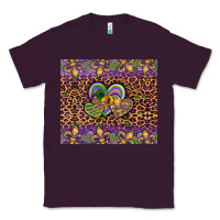 Plum mardi gras fleur de lis hearts leopard glitter Classic Tee - Artiststas