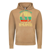 Vintage Camel that what i do i pet dogs read books and i know things t shirt Vintage Hoodie - SnappyArt