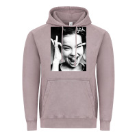 Vintage Zinc my name is bjork [tw] Vintage Hoodie - ArtMosaic