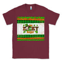 Burgundy st patricks one lucky heifer Classic Tee - Artiststas