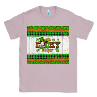 Lilac st patricks one lucky heifer Classic Tee - Artiststas
