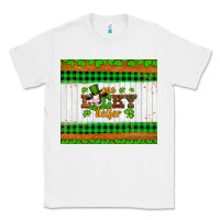 White st patricks one lucky heifer Classic Tee - Artiststas