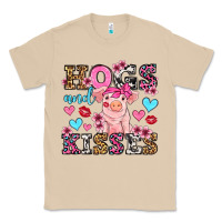Mushroom hogs and kisses pig  olivia Classic Tee - OliviaCreatesArt