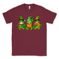 Burgundy st patricks day gnomes with western hearts and shamrocks Classic Tee - Artiststas