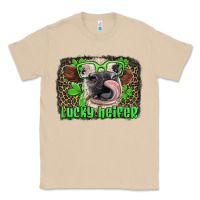 Mushroom lucky heifer with glasses st patricks Classic Tee - Artiststas