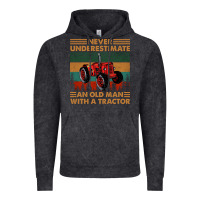 Vintage Black never underestimate an old man with a tractor retro vintage Vintage Hoodie - artisFamous