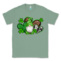 Sage st patricks day gnome with western hearts Classic Tee - Artiststas