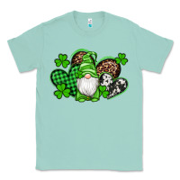 Seafoam st patricks day gnome with western hearts Classic Tee - Artiststas