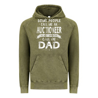 Vintage Olive auctioneer dad father's day gifts father daddy men t shirt Vintage Hoodie - artisFamous