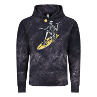 Cloud Black Surfing Vintage Hoodie - artisFamous