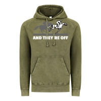 Vintage Olive horse racing Vintage Hoodie - artisFamous