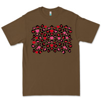 Cacao Valentine's Day leopard and heart background Premium Tee - FaDigitalArtStudio