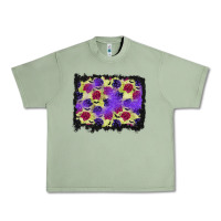 Halloween Bat And Roses Background Urban Heavy Tee | Teevron