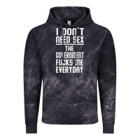 Cloud Black the government fucks me everyday Vintage Hoodie - artisFamous