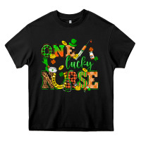 Black St. Patricks Day one lucky nurse Heavy Core Tee - HowdyJamesFarm