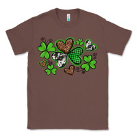 Chestnut western st patricks day shamrocks and hearts Classic Tee - Artiststas