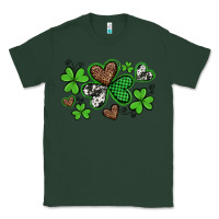Sports Green western st patricks day shamrocks and hearts Classic Tee - Artiststas
