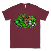 Burgundy st patricks day western hearts Classic Tee - Artiststas