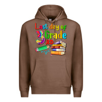 Chestnut last day of third grade Premium Hoodie - Artiststas