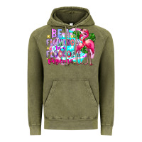 Vintage Olive bea flamingo in a flock of pigeons Vintage Hoodie - CowhideDigitalArt