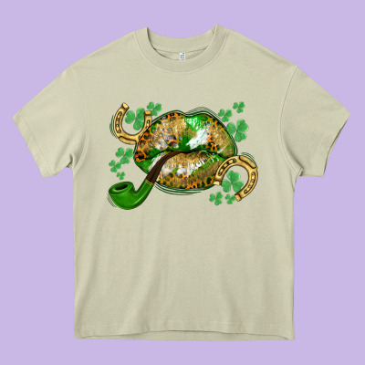 St. Patrick's Day Lips Heavy Core Tee Designed By Cowgirlartshop