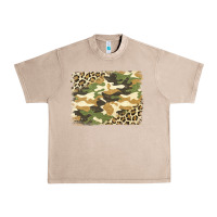 French Oak leopard camo pattern background Urban Heavy Tee - Jasminsmagicworld