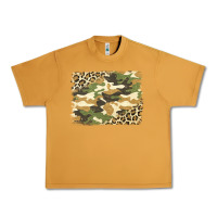 Peanut Butter leopard camo pattern background Urban Heavy Tee - Jasminsmagicworld