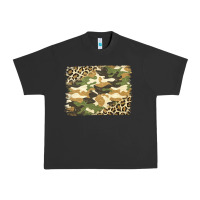 Pigment Black leopard camo pattern background Urban Heavy Tee - Jasminsmagicworld