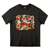 Asphalt cowhide sunflowers candy canes Christmas background Heavy Core Tee - Jasminsmagicworld