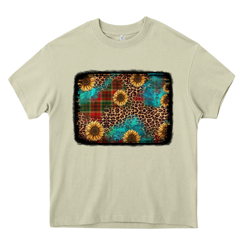 Christmas Sunflowers And Buffalo Plaid Background Heavy Core Tee by Jasminsmagicworld | Teevron