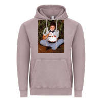 Vintage Zinc johnny cash eating cake in a bush Vintage Hoodie - linhVisuals