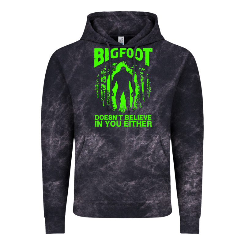 Bigfoot Believer T  Shirt Bigfoot Doesnt Believe In You Either T  Shir Vintage Hoodie by linhVisuals | Teevron