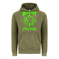 Vintage Olive bigfoot believer t  shirt bigfoot doesnt believe in you either t  shir Vintage Hoodie - linhVisuals
