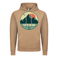 Vintage Coffee utah retro mountain badge Vintage Hoodie - linhVisuals